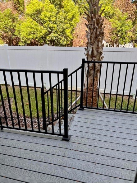 Building Photo - 53 Bella Oaks Dr