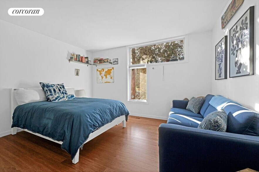 Building Photo - 22 Whitney Rd