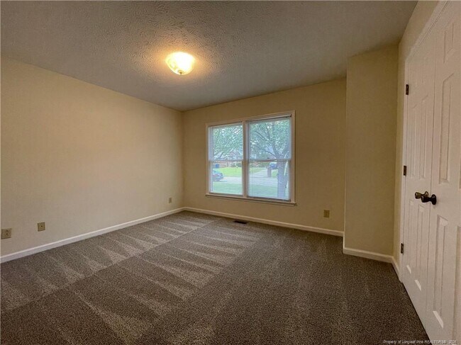 Building Photo - 6124 Garden Ct