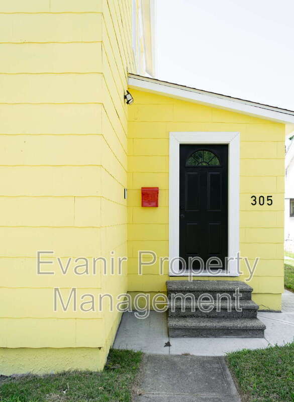 Building Photo - 305 Wyoming St