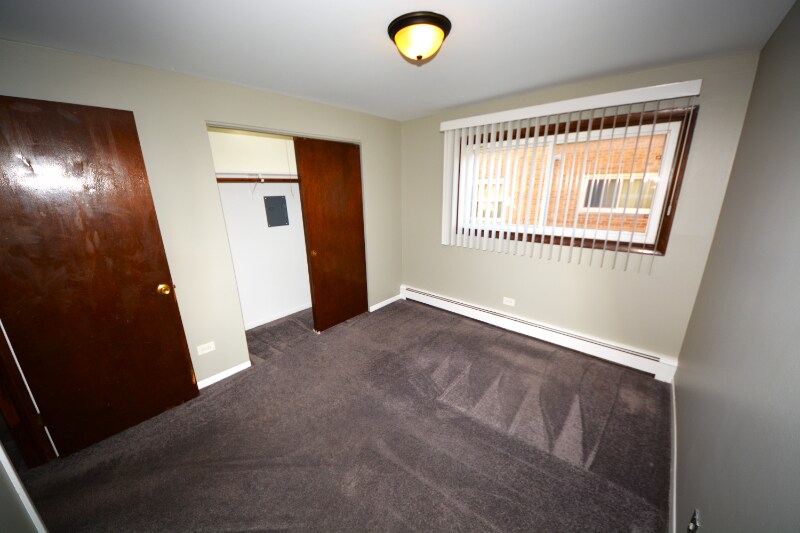 Building Photo - 9422 S 78th Ct