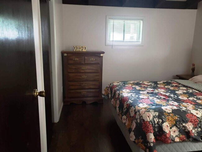 Building Photo - 10 Donenfeld Dr