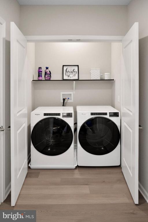 Building Photo - 3506 Del Mar Dr