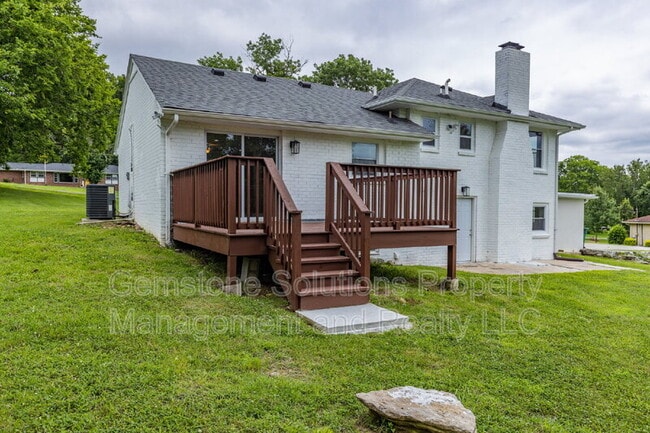 Building Photo - 104 Anchor Dr