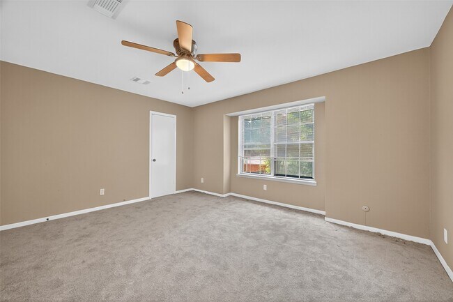 Building Photo - 6710 Biggs Ct