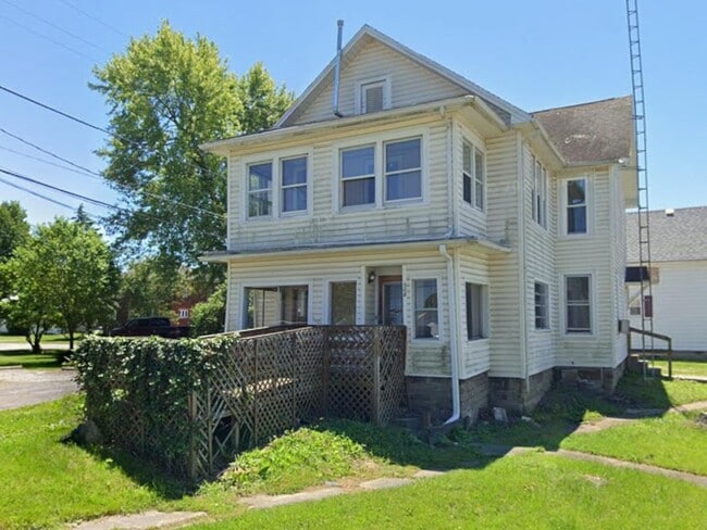 Building Photo - 508 Kaler Ave