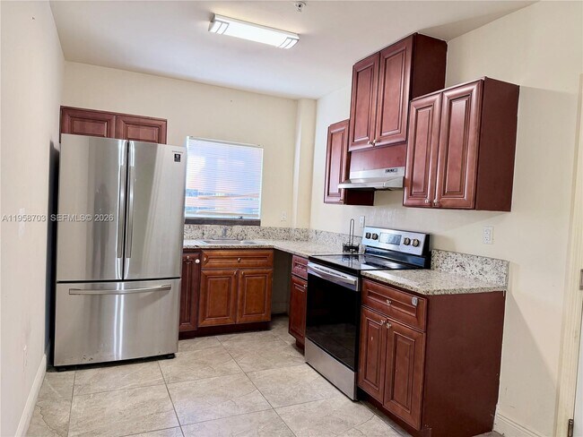 Building Photo - 1830 NW 1st St