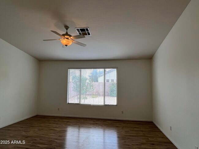 Building Photo - 4484 E Redfield Ct