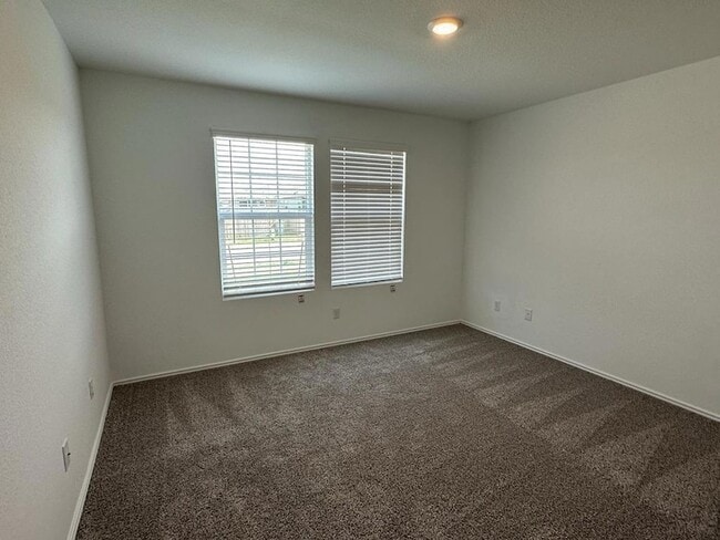 Building Photo - 232 Golden Grove Pkwy