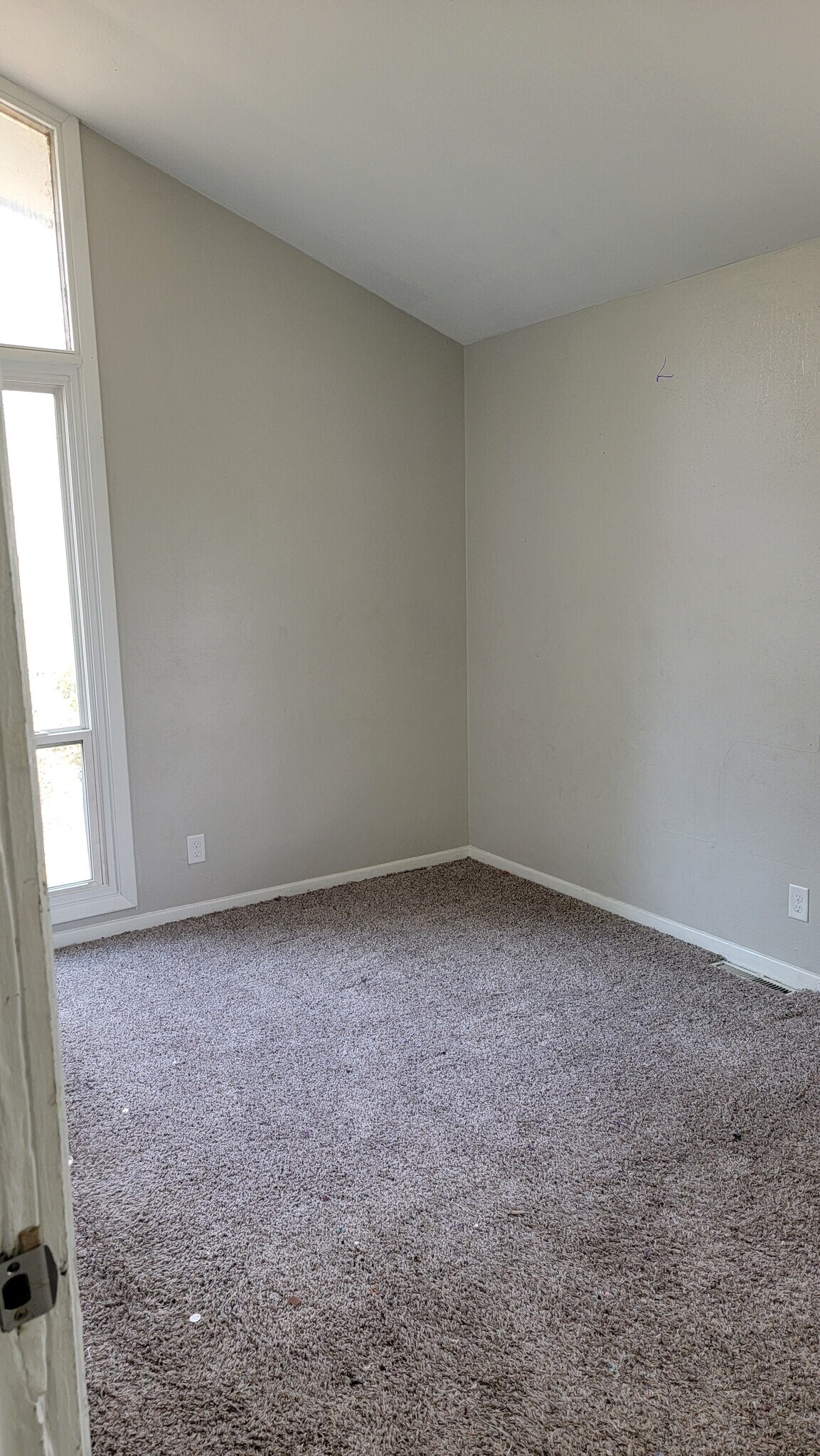 Building Photo - 2531 Lynner Dr