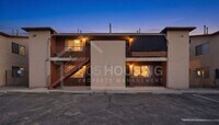 Building Photo - Spacious 2-Bedroom Unit Near Kirtland Air Force Base