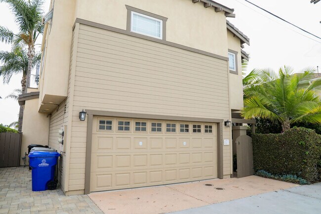 Building Photo - 7211 Eads Ave