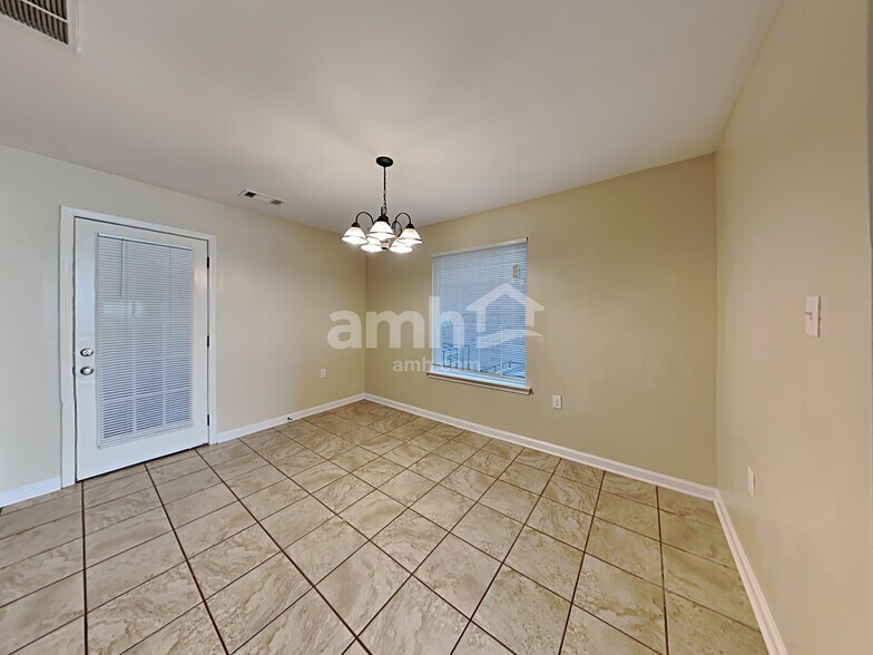 Building Photo - 1246 Carlton Ridge Dr