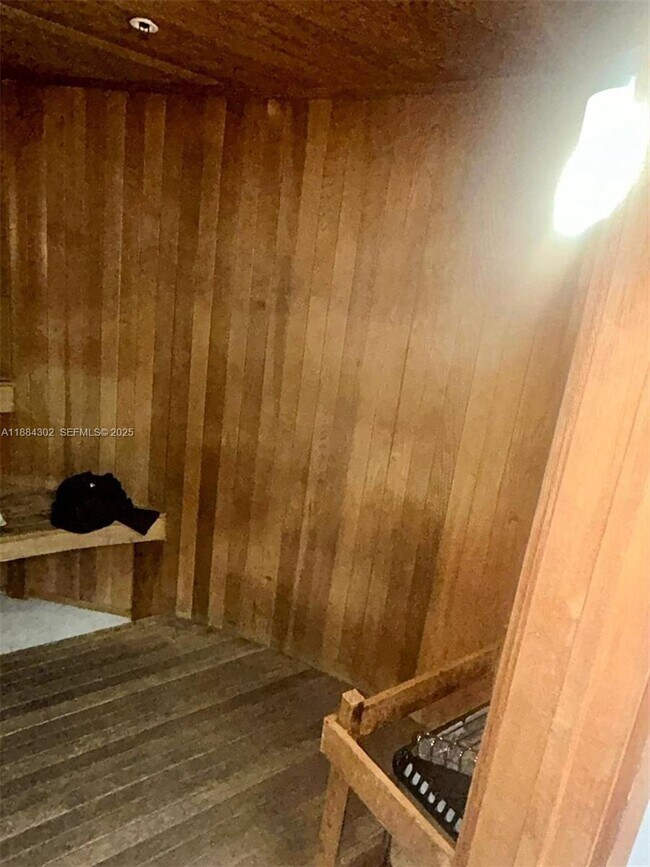 Building Photo - 185 SW 7th St