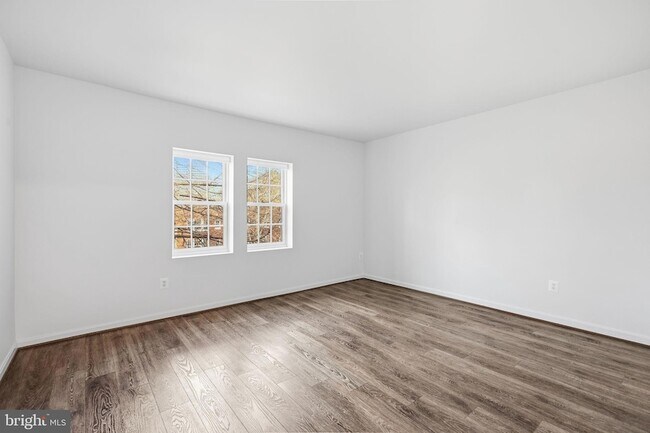 Building Photo - 1744 N Rhodes St