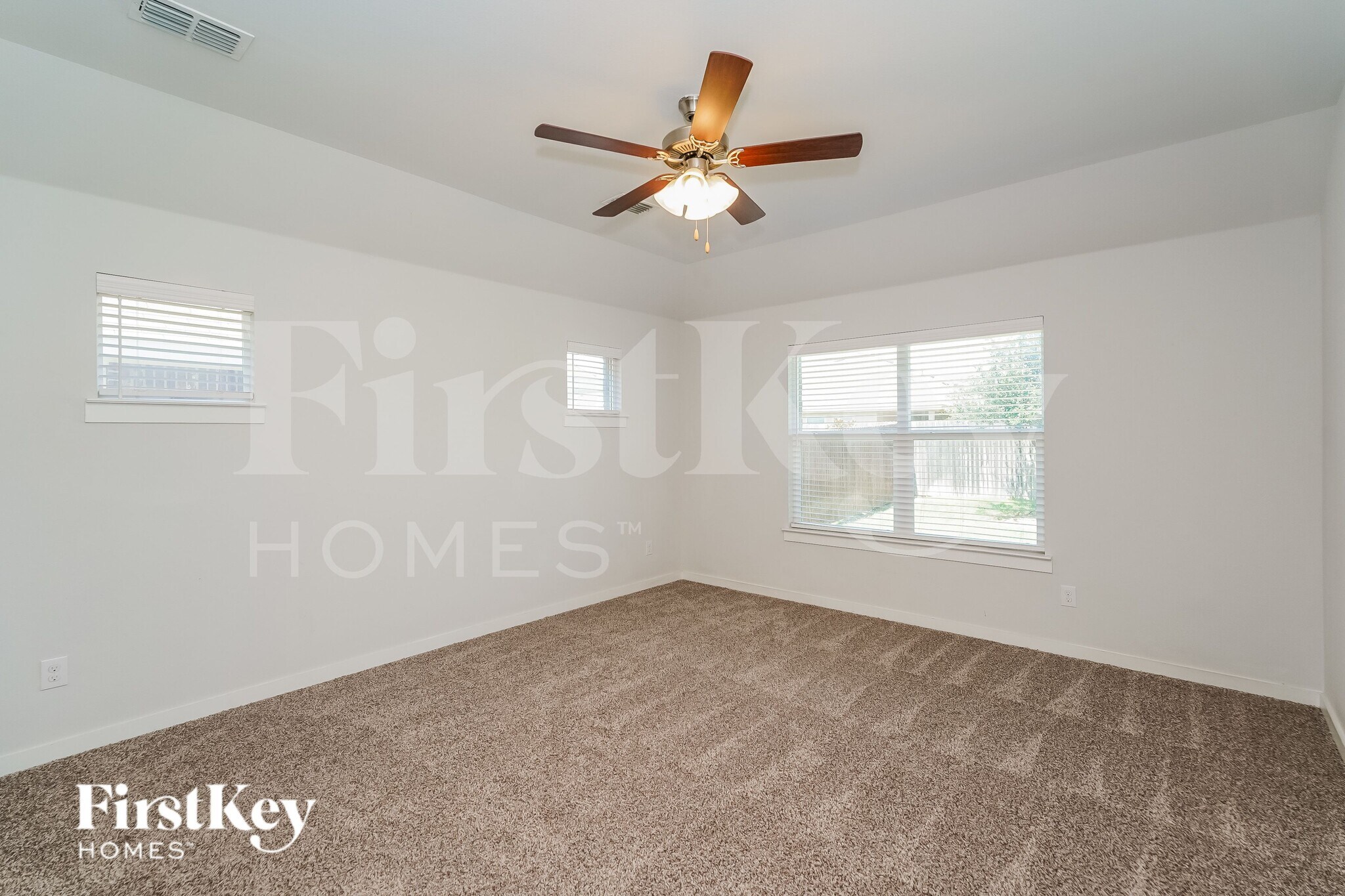 Building Photo - 9005 Dameron Dr