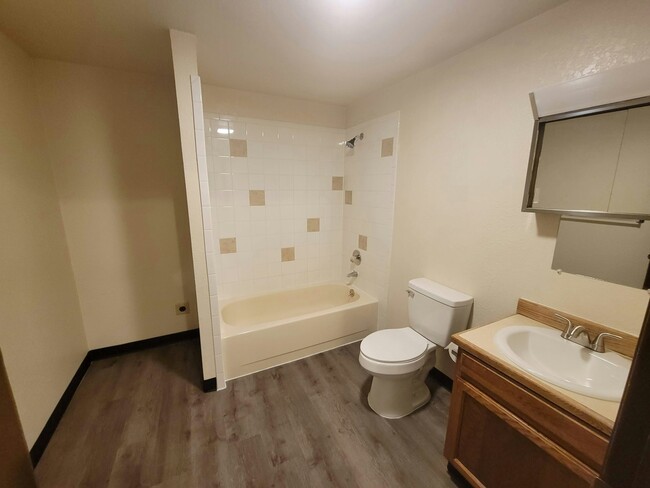 Building Photo - 3125 E Beech Way