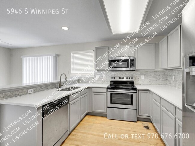 Building Photo - 5946 S Winnipeg St