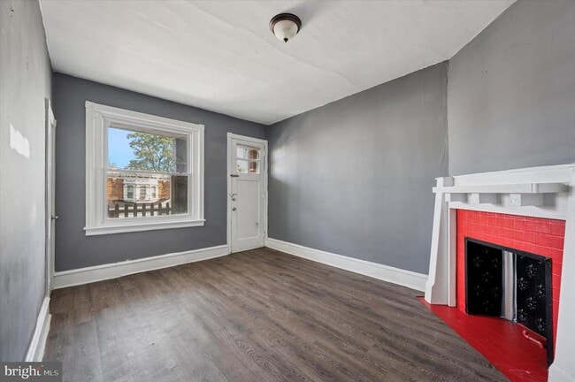 Building Photo - 1618 S 56th St