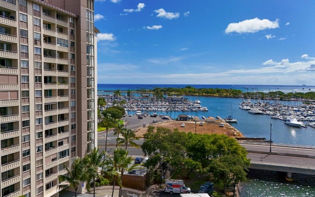 Building Photo - 1676 Ala Moana Blvd
