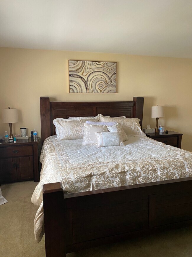 Bedroom 3 can have 1 king bed or 2 queen beds - 7 Clubhouse Dr