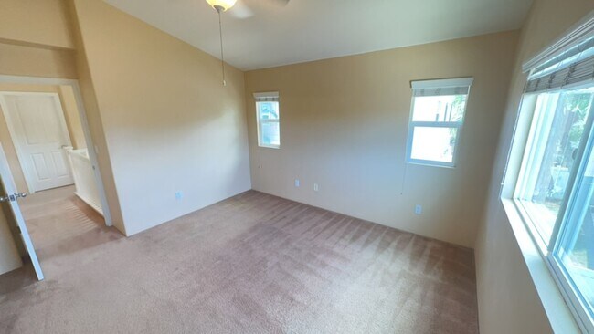 Building Photo - Wonderful 3 BD / 2.5 BA Home In Ewa Beach!!!