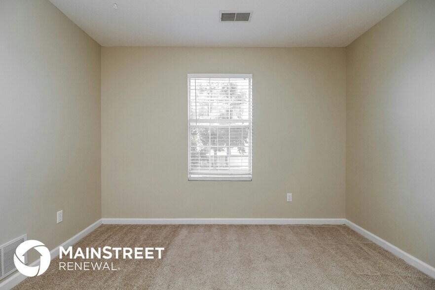 Building Photo - 10104 Fox Chase Dr