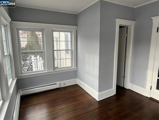 Building Photo - 206 Godwin Ave