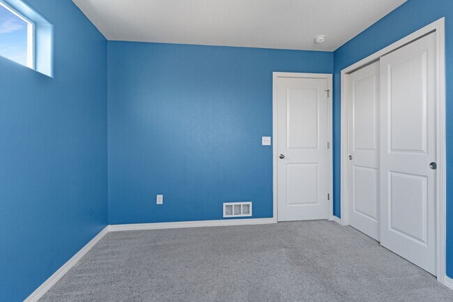 Building Photo - 897 Technology Ct