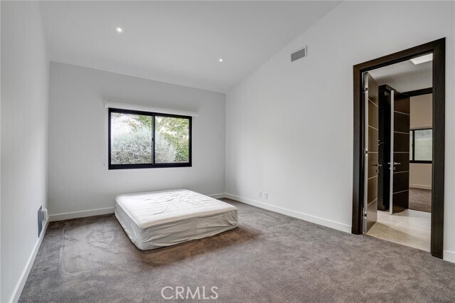 Building Photo - 1424 Via Zumaya