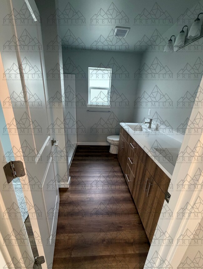 Building Photo - 3 BED 2.5 BATH NEW BUILD!