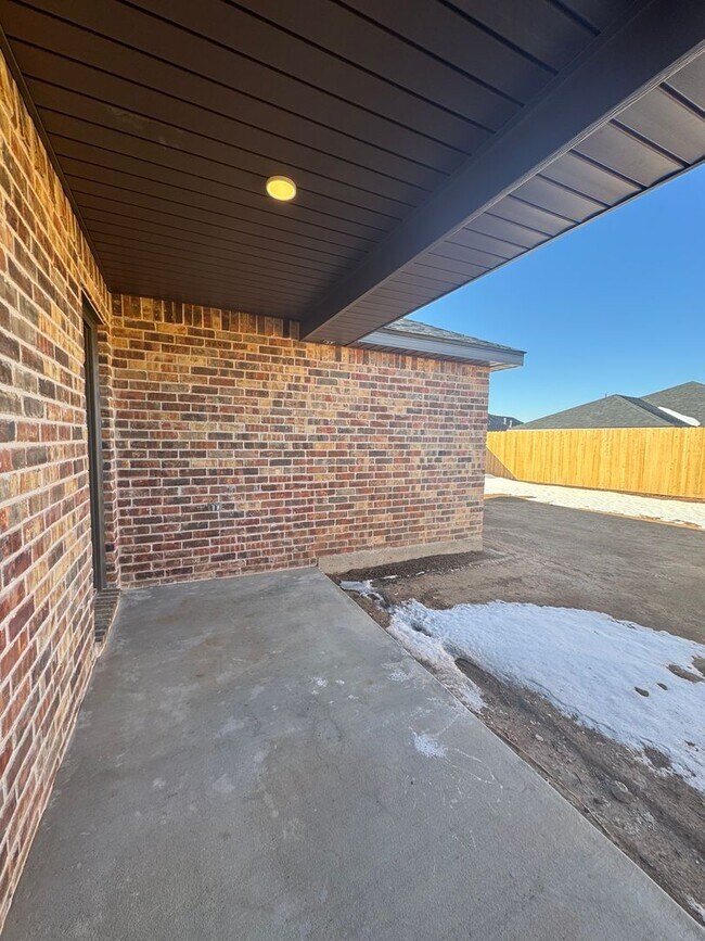 Building Photo - 6508 Lewisville Ln