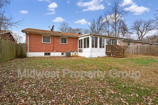 Building Photo - 2244 Millvalley Dr