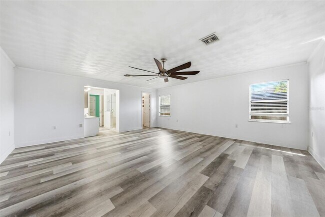 Building Photo - 6254 Alligator Lake Shore E