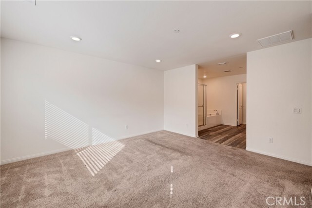 Building Photo - 14424 Lily Ln