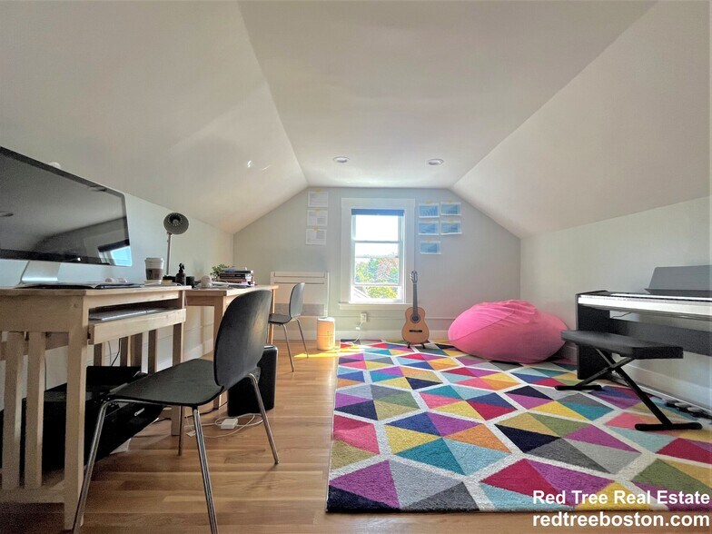 Building Photo - 43 West St