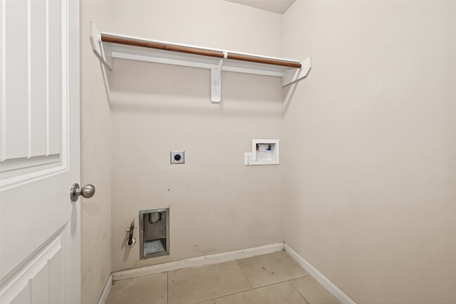 Building Photo - 19339 Vermillion Ct