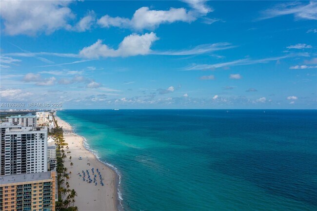 Building Photo - 2751 S Ocean Dr