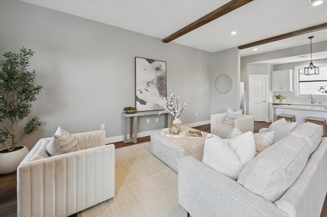 Building Photo - 3102 Eunice St