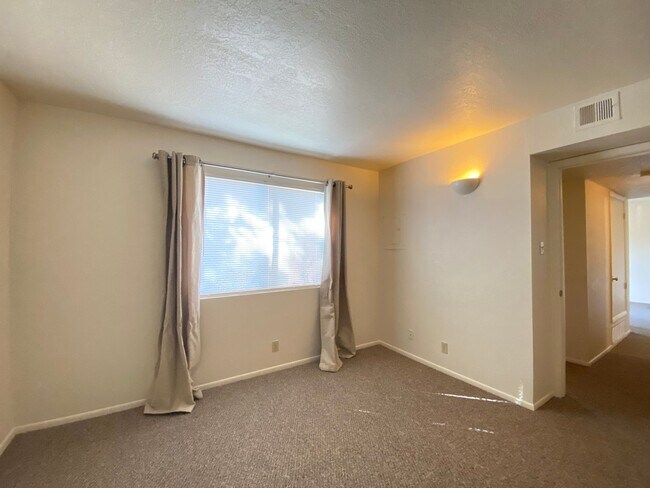 Building Photo - Beautiful Condo at The Reserve, About 2.3 Miles from the Plaza