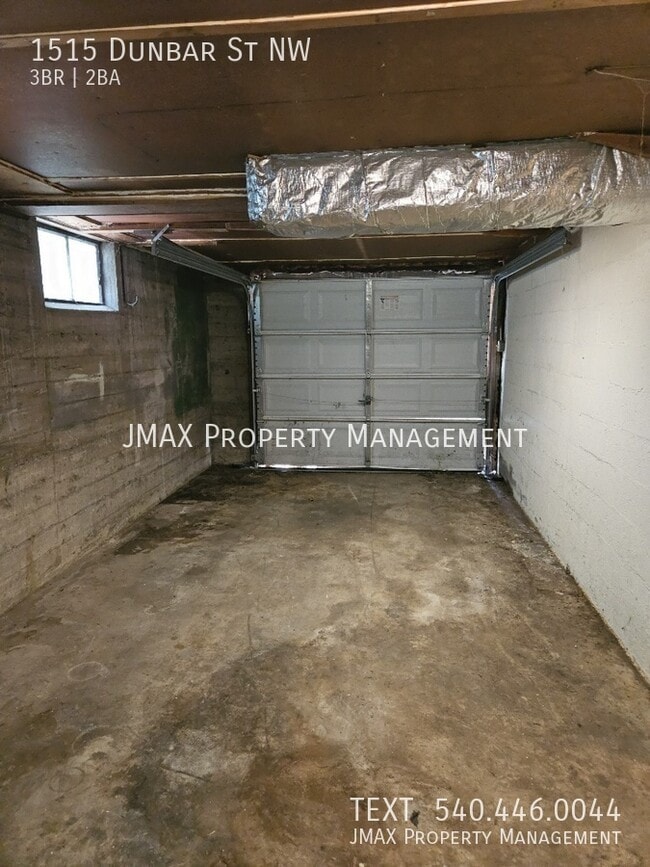 Building Photo - 1515 Dunbar St NW