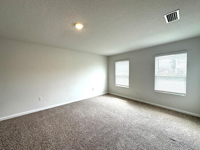 Building Photo - 3262 Chapelwood Dr