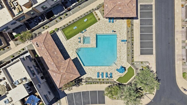 Building Photo - 7471 E Paraiso Dr
