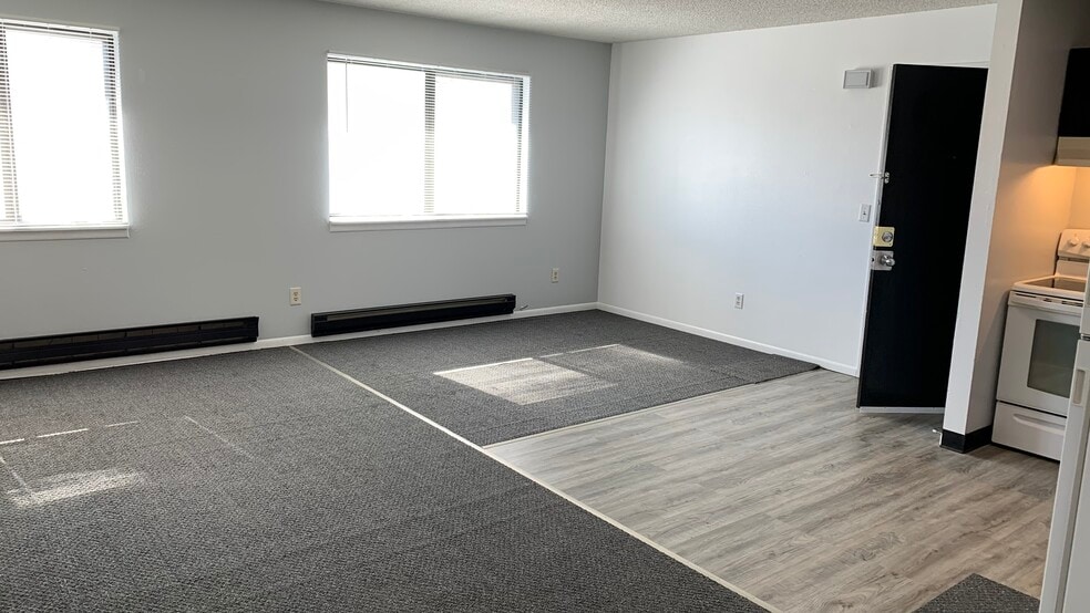 Building Photo - 2510 S McKinley St