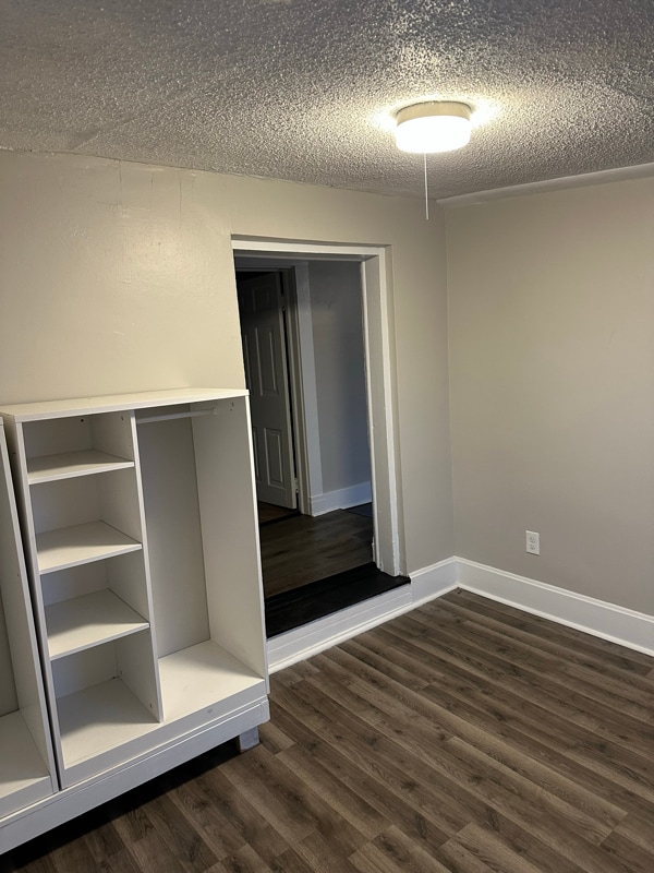 Building Photo - 225 Main St