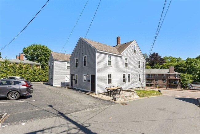 Building Photo - 71 North St