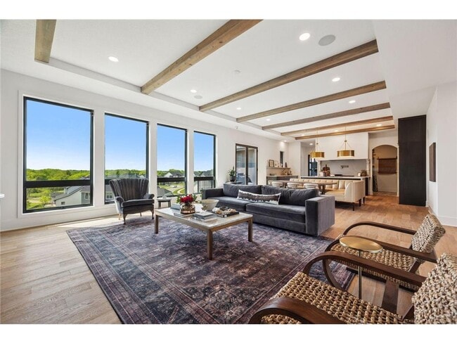 Building Photo - 6297 Yuma Ln N