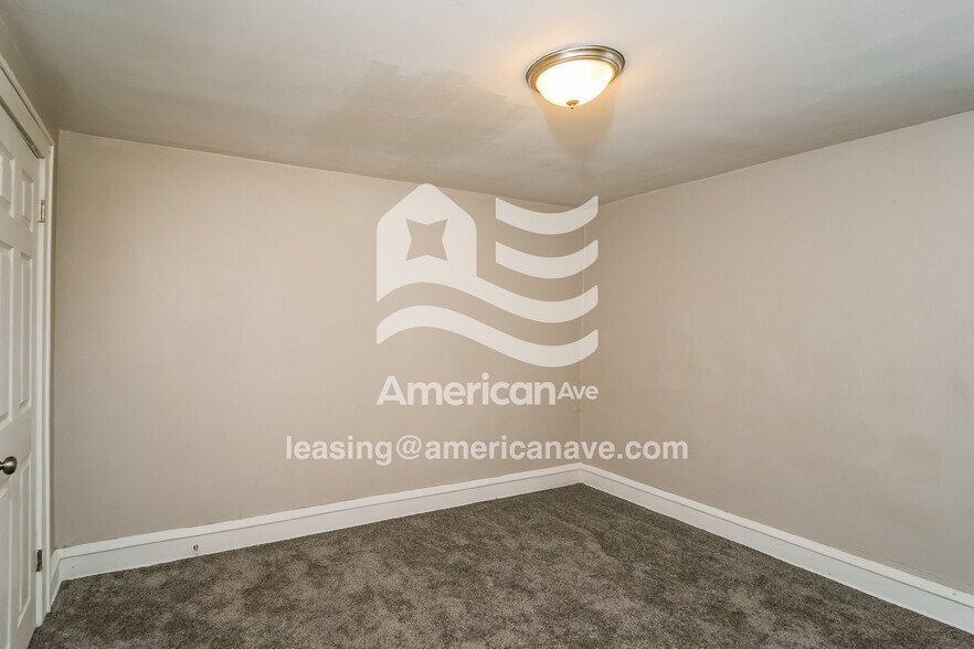 Building Photo - 3270#B North 36th Street, 53216; #1612761 ...