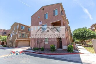 Building Photo - 900 S 94th St