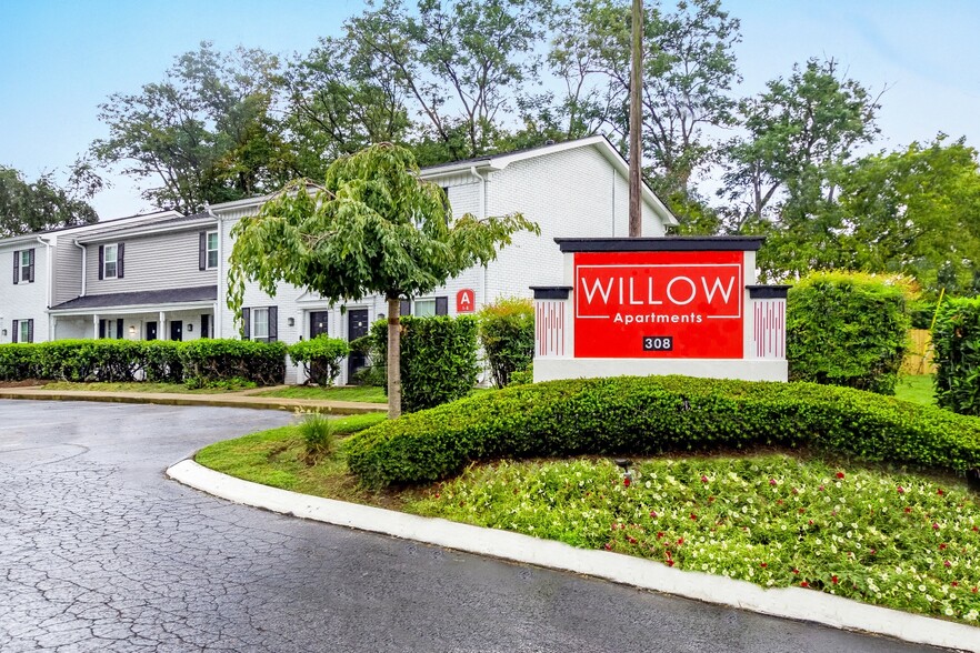 Primary Photo - Willow Apartments